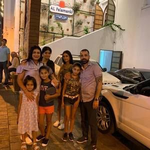 Meet your Posher, Iman